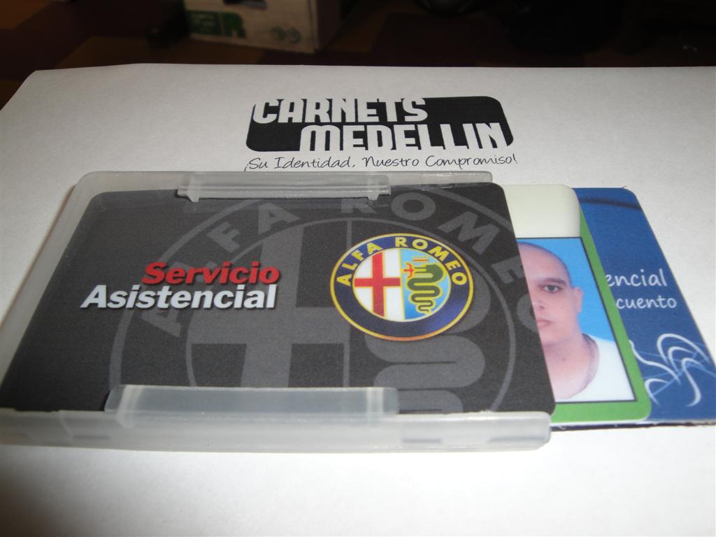 porta-carnet-plastico-control-de-acceso